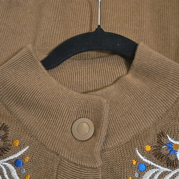 Vintage Bob Mackie Embroidered Brown Cardigan size 2X - Picture 8 of 8